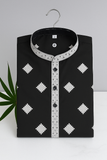 Men’s Geometric Embroidered Kurta